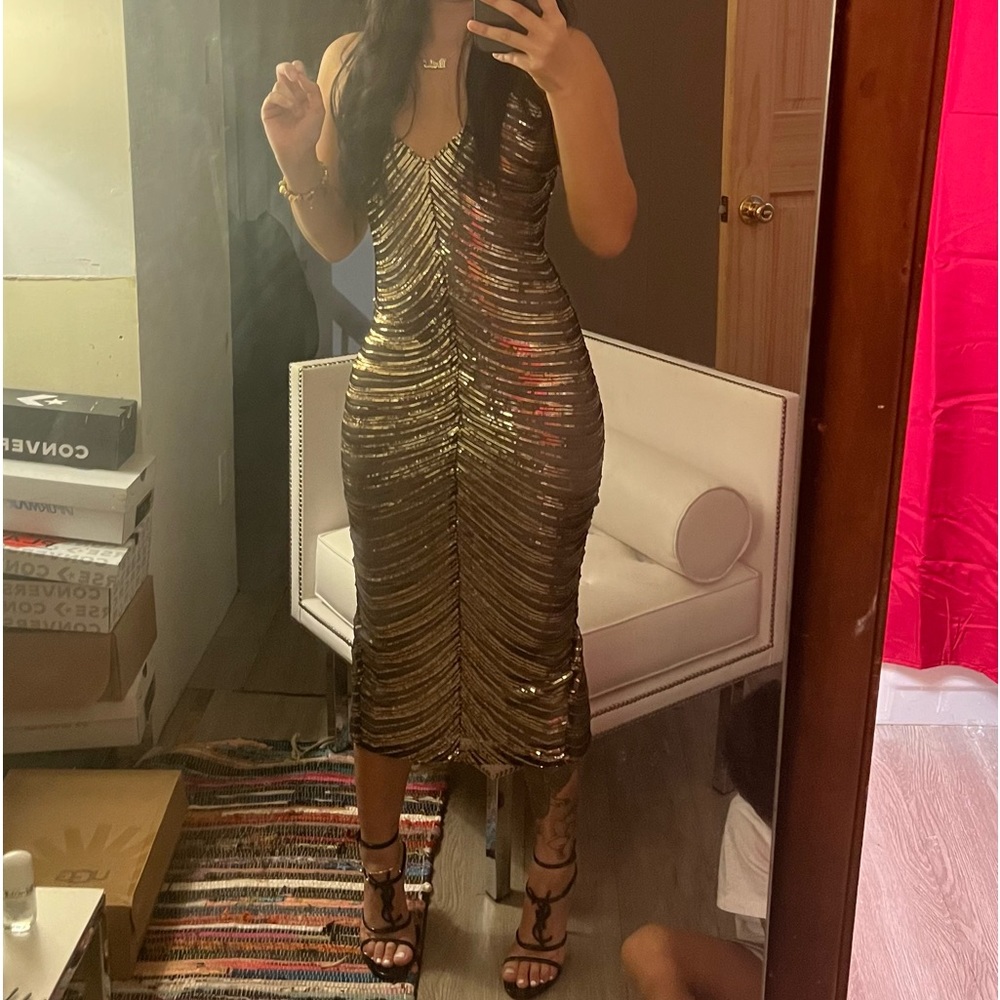 Black and Gold Sequin MIDI Dress- Fashion Nova